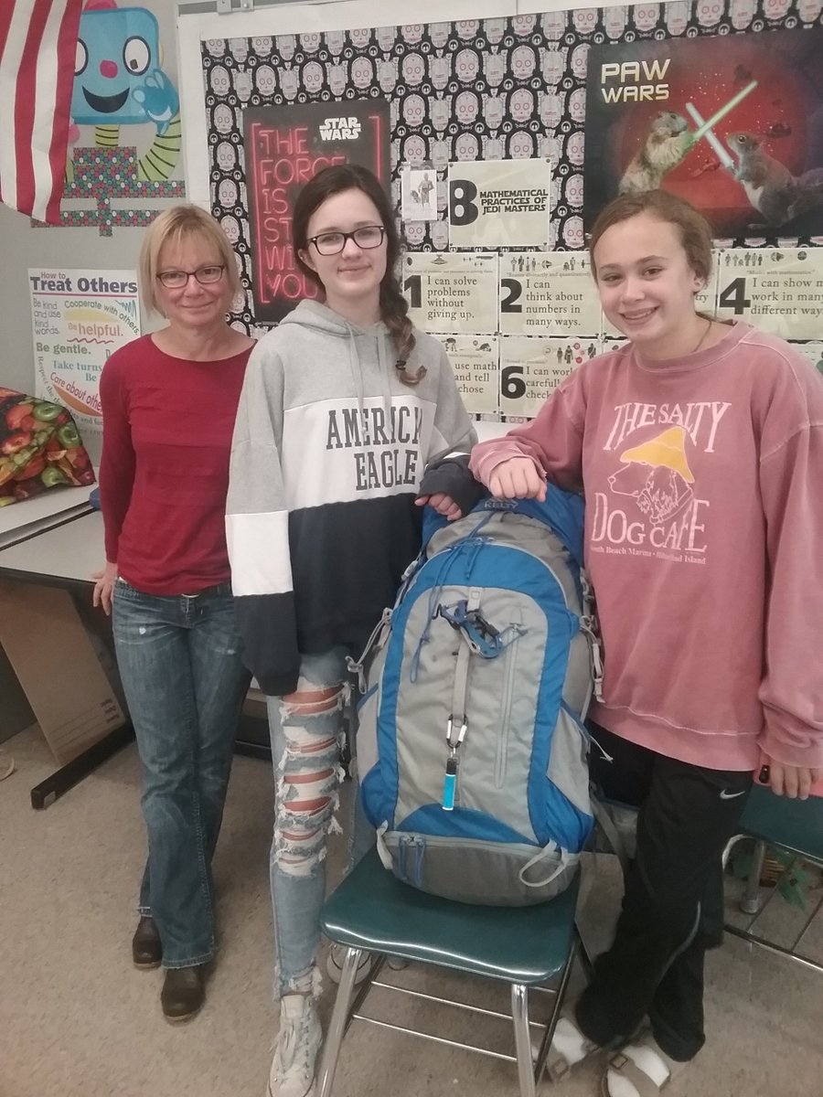 HistoryDudeTC's tweet image. Kudos to my 2 great NHD ss projects: Mattia &amp;amp; Emma&apos;s epic film on Emma Gatewood, and Izzy, Bella, Jack &amp;amp; Sofia&apos;s intense play on racial conflict in Tulsa in 1921. The Tulsa team won the added distinction of 3rd place in Mass. and a special prize from the Mass. Historical Society!