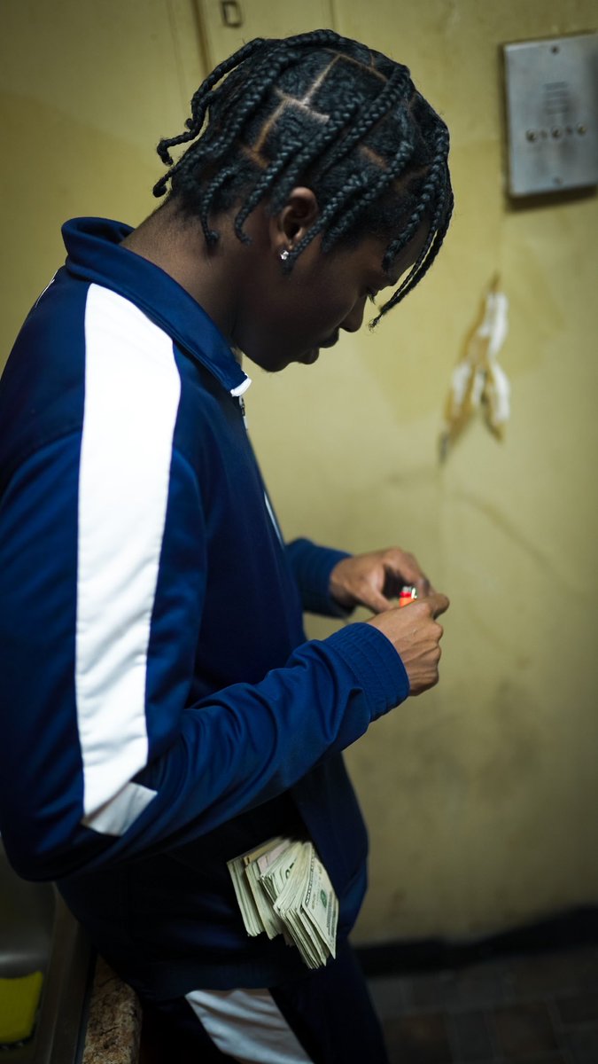 TooWavey__'s tweet photo. When I Was Fucked Up They Ainโt Come Around So I Stayed Down Put 10 Toes In The Ground๐ซ #ItsTheWave #TooWavey https://t.co/S3cjTg2YXf