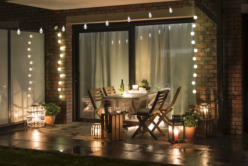 teamhaig's tweet photo. Update Your Outdoor Space on a Budget
Courtesy of HGTV

5.Twinkle Lights – a few strands of lights won’t break the budget but will add brightness and charm. https://t.co/q4y7grqado