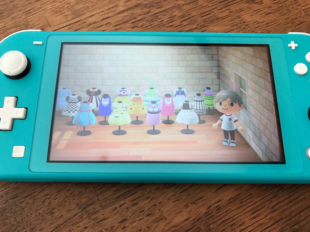 ずっとやってみたかったカナやんのライブ衣装、不器用ながら自力で作ってみた！👗他に作れそうな衣装あれば教えてください✨

#西野カナ　#カナやん　#あつ森