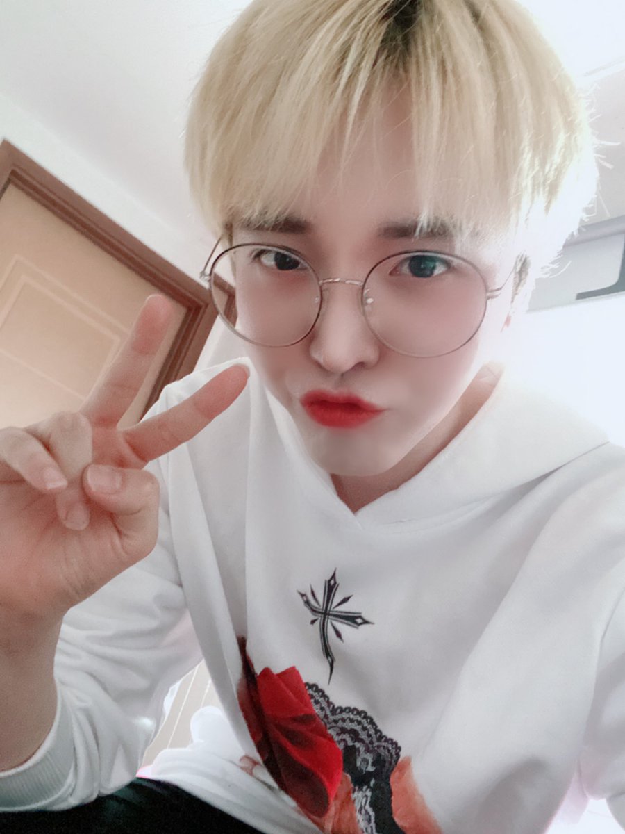 TARGET7_K's tweet photo. #제스
여러분 잘 지내요??😢
#TARGET #타겟 #근황 https://t.co/dZk2wierk1