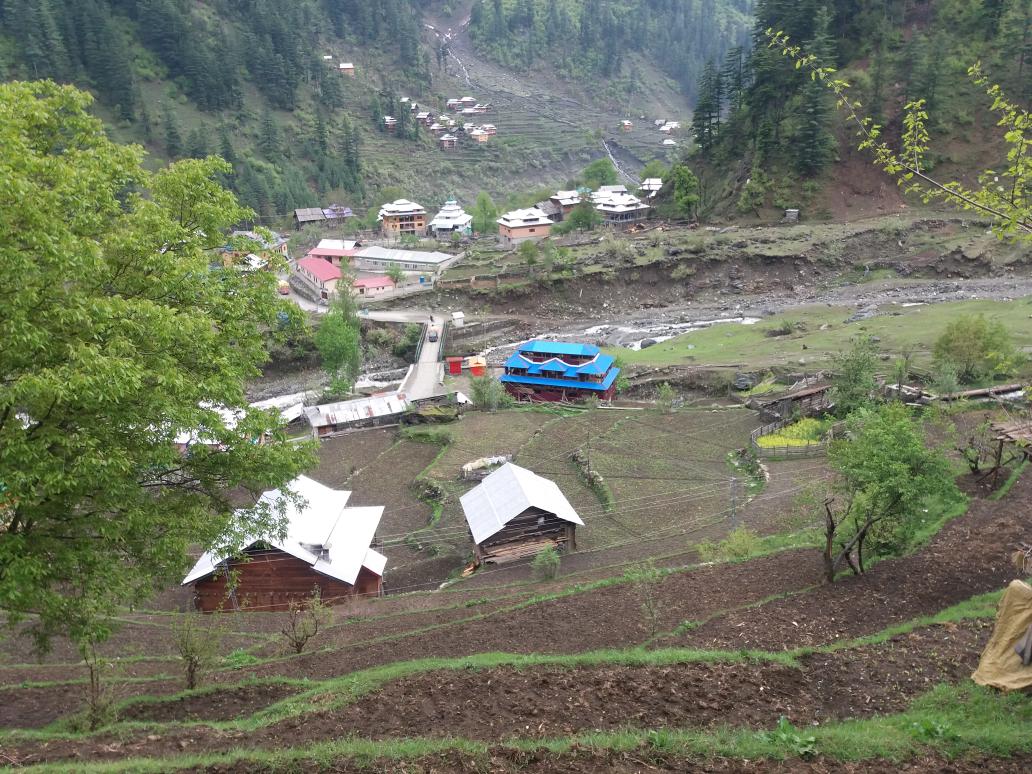aslam_khawaja_'s tweet photo. #Hometowen
#Sharda_NeelumValley
#Just_clicked https://t.co/6VU7z2w8QR