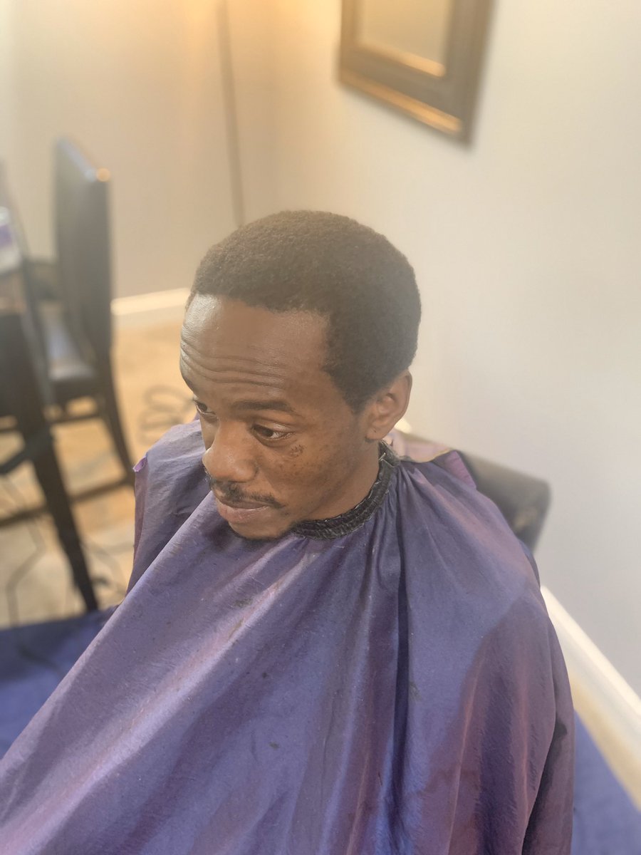 UnQle_E's tweet photo. Quarantine Bips ✨💈💪🏾😎 #BaltimoreBiper #GoodBipsOnly #EazyCutz 
#BarberE 💈 https://t.co/0J9Nk99wDi