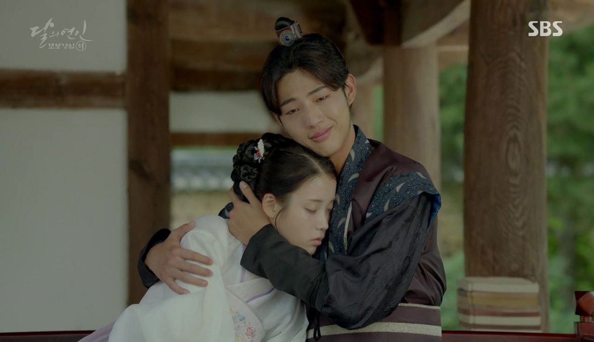 ggpocker's tweet photo. "how much do you want to hurt the viewers?"

writer(s): yes

Scarlet Heart https://t.co/hL6RLPuiF0