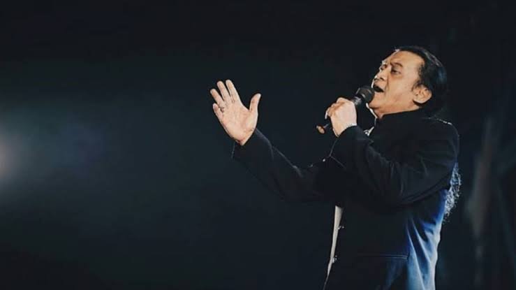 kupingpitik's tweet photo. sugeng tindak pakdhe Didi Kempot. terimakasih atas karya yang luar biasa dan dedikasinya terhadap seni dan budaya jawa. tenang disana pakdhe. https://t.co/JkzHdxv7XA
