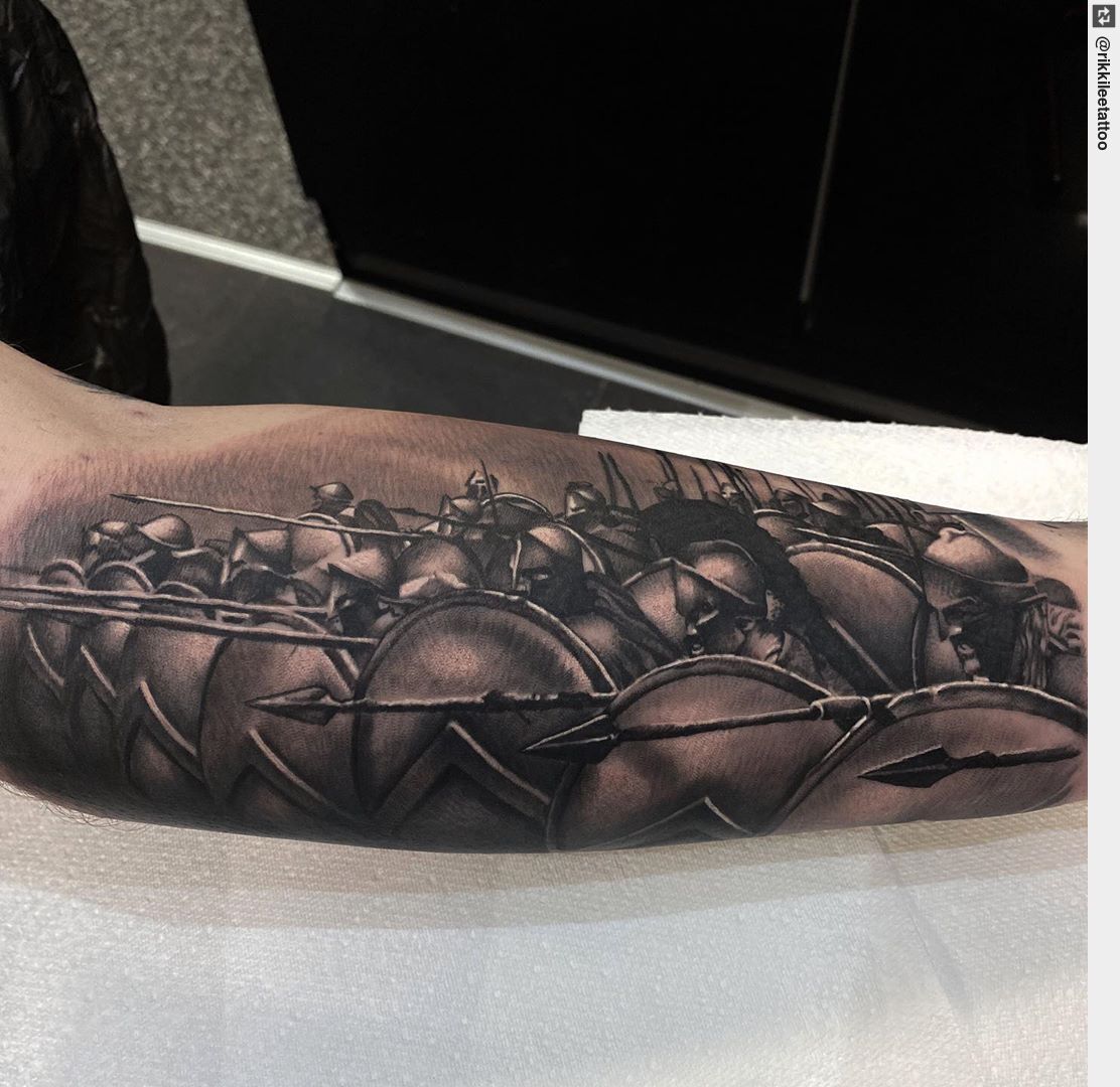Spartan phalanx from 300 done a couple off months ago. Can I go back to work yet please?? #tattooartist #tattooworkers #uktattoo