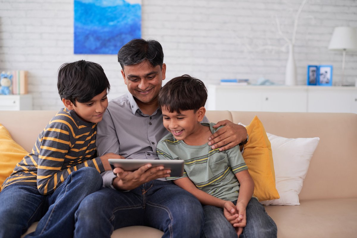 "Online safety at home is paramount” Sose Annandale, Principal of Russell School.  A sentiment we can all agree on. Thanks <a href="/schoolnewsnz/">SchoolNews NZ</a> for sharing info about Switch on Safety! Read their article here: bit.ly/2WqQbOW