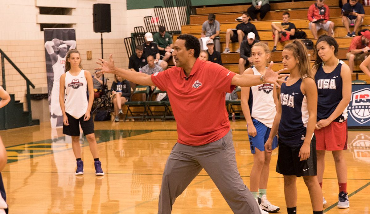 BballCoachMac's tweet photo. NEVER go to practice without a written plan. 

You’ll waste your players and your own time. https://t.co/QZKuhVwZsh