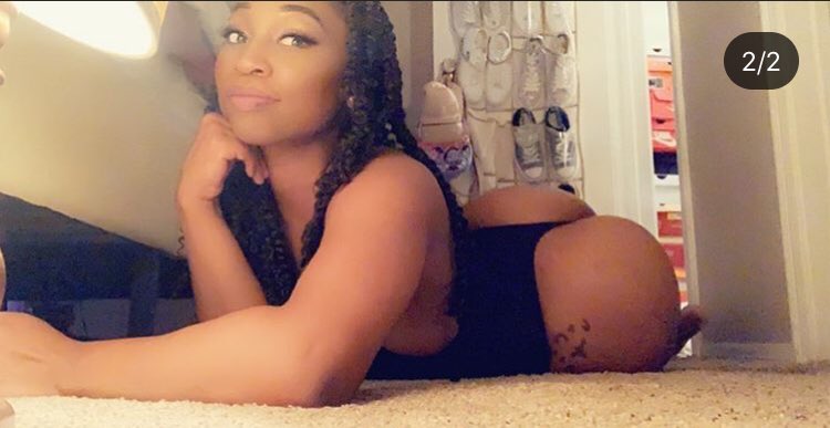 NaturallyStack1's tweet photo. Peek a boo 😛
#bigbooty https://t.co/aoe4TkHxHl