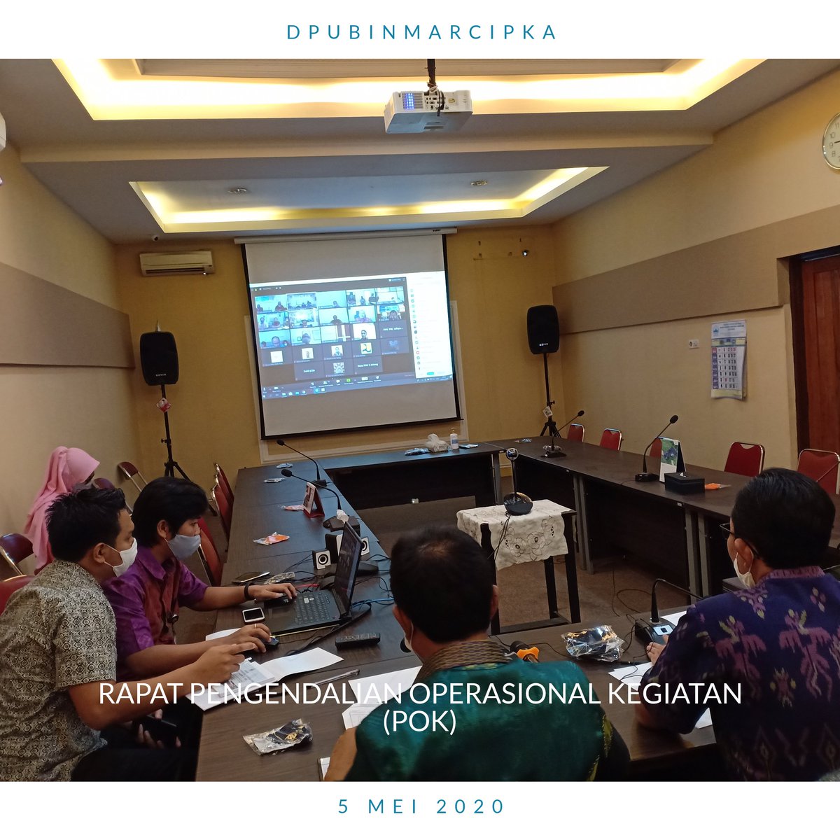 dpuprjateng's tweet photo. Sahabat #JalanCantik , saat ini telah dilaksanakan Rakor POK bulan Mei 2020, dilaksanakan di ruang rapat kantor @dpubmckjateng dengan video converence @infobbpjn7 @DitjenCK dan seluruh balai @dpubmckjateng .
#JatengGayeng
#BersamaLawanCorona https://t.co/uMHJX20cYR
