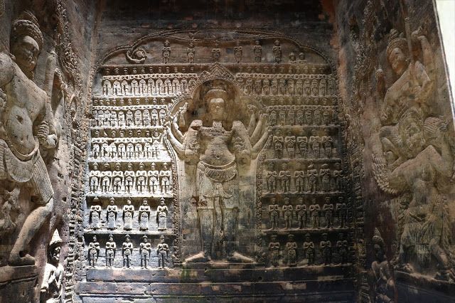 IndraniTweeets's tweet photo. Prasat Kravan – Vishnu Temple in #Angkor, Cambodia This is one of the few Lord Vishnu Temple in Angkor #Cambodia. Explore through my blog...

https://t.co/OdCT644SaE

#travelblog @NGTIndia @siemreapnet https://t.co/CSYSZqSfYk