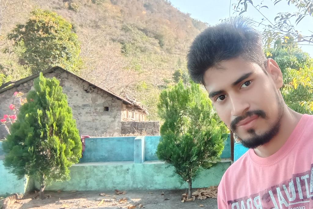 SagarHatwal1's tweet photo. आज मेरा #_Birthday है...
लेकिन मुझे पता है..कम #_फोलोवर्स वालों को कोई #_Wish नहीं करेगा😔
AnyWays...
#Happy_Birthday To Me😀 https://t.co/sFpTGBmSIE