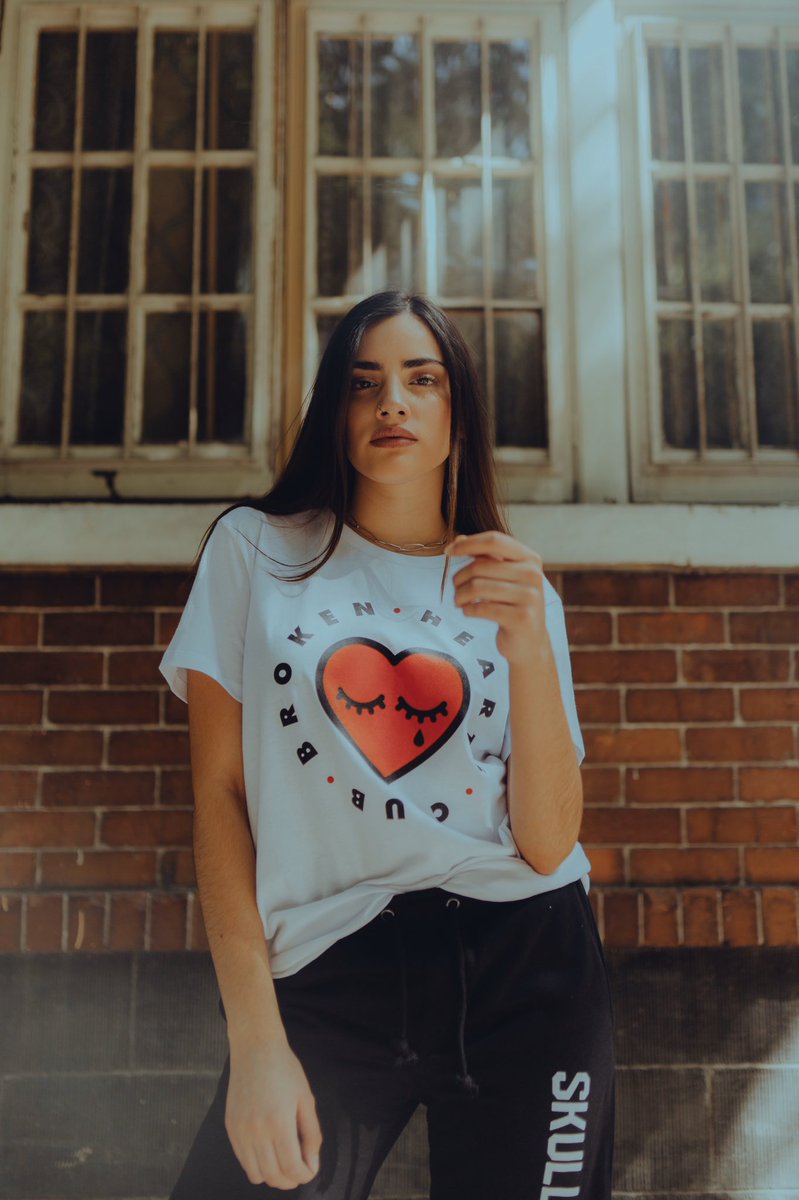 Broken Hearts Club Tee 💔¡Disponible en todas las tallas!

skullsclothingcompany.com