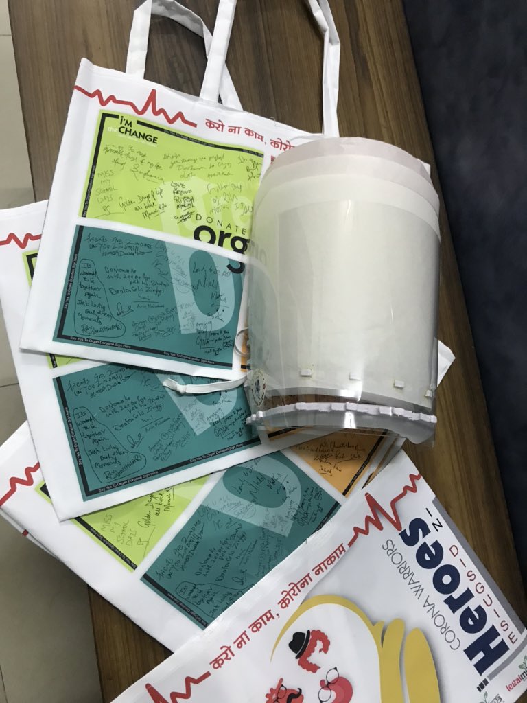 MaiBhaarat's tweet photo. As a tribute to Corona Warriors, we are distributing 10000 bags along with these Face Shields to doctors, Nurses, Sanitation Staff, Police, Administration and innumerable others in Rajasthan.👍

#Coronaviours #COVID19 #Stayhome #Heath #Legalmitra #maibharat #mitrafoundation https://t.co/hx0URvj1Zf