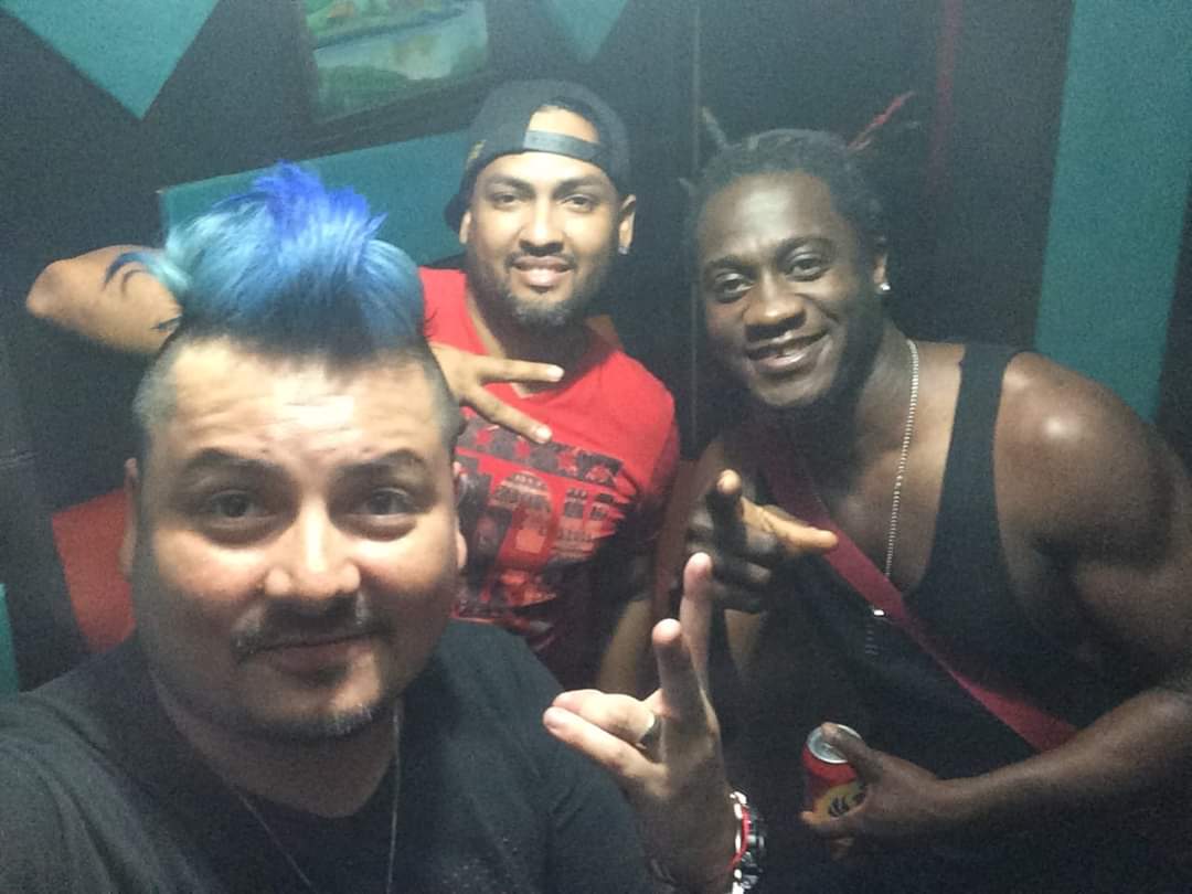 #tbt con este par de artistas <a href="/Luisga20/">Luisga</a> y <a href="/destinopositivo/">Destino Positivo</a>