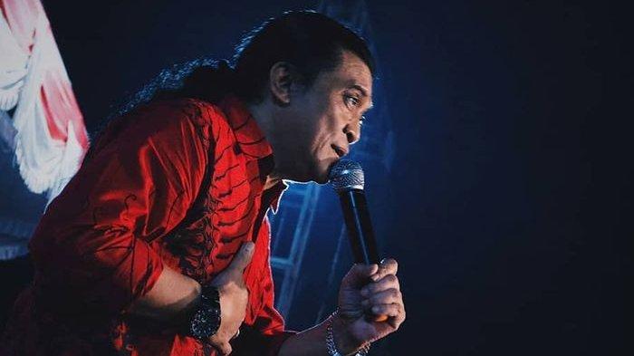 Cilikanku rambutku..
Dicukur kuncung..