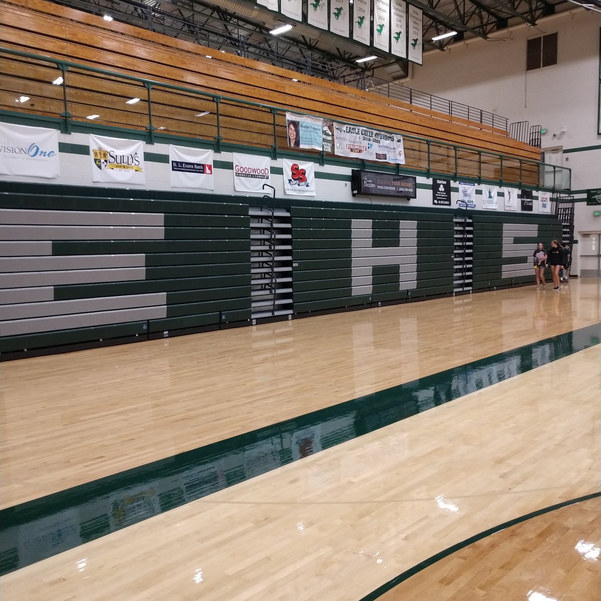 I'm so excited and anxious for the next chapter in my family's basketball life. Thank you to Eagle High for giving me the opportunity to take over the boys basketball program. Time to get to work, we have something SPECIAL to build 🏆🏀