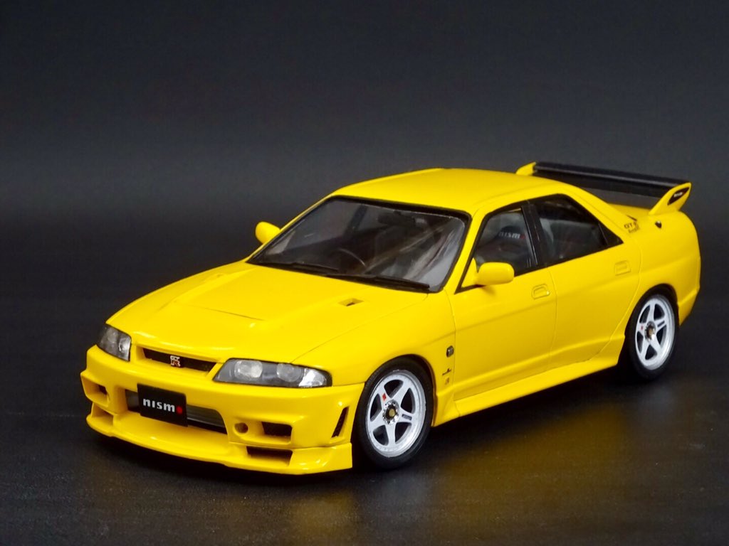 1/24 タミヤ スカイライン r33 bcnr33 プラモデル 完成品 タミヤ 1/24 日産スカイライン GT-R BCNR33 | mura-machaさんの