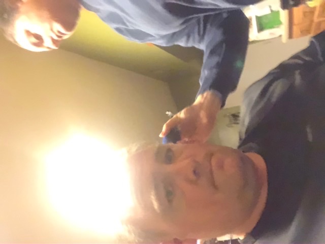 jared_julie's tweet photo. @chicagosmayor See why don’t you have your wife cut your hair like mine does!!  My wife has been cutting my hair in our house for the last two years!!  You don’t need it professionally done! https://t.co/Gqk0UlVgTW