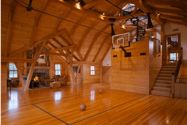 _OmarAGonzalez's tweet photo. Indoor home court on my mind... https://t.co/5WILNxPOpT
