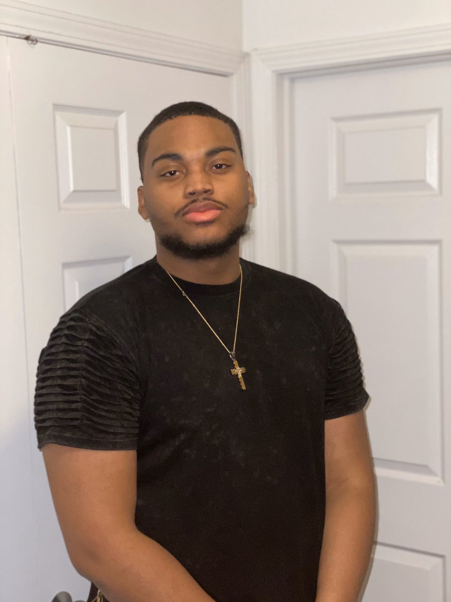 jae44rule's tweet photo. Had to join in on this one ❄️🤙🏾 #FineAlphaTwitter https://t.co/1GB0RTIFef