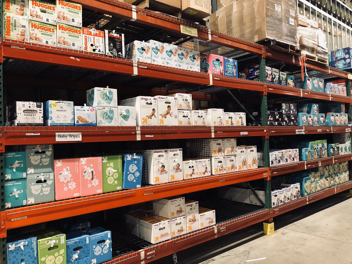 staceypartida's tweet photo. Taking our visual standards from the sales floor to our backroom! #T0834 https://t.co/mgfTxE36UA