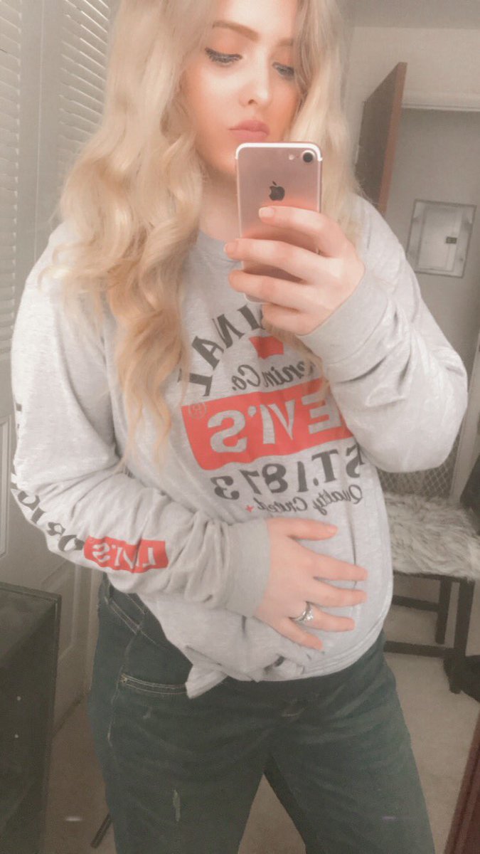 LittleAl97's tweet photo. 25 weeks and 3 days 💙🤰🏼
14 weeks until our due date. 😁
#GreysonJames https://t.co/eE1d78pqBc
