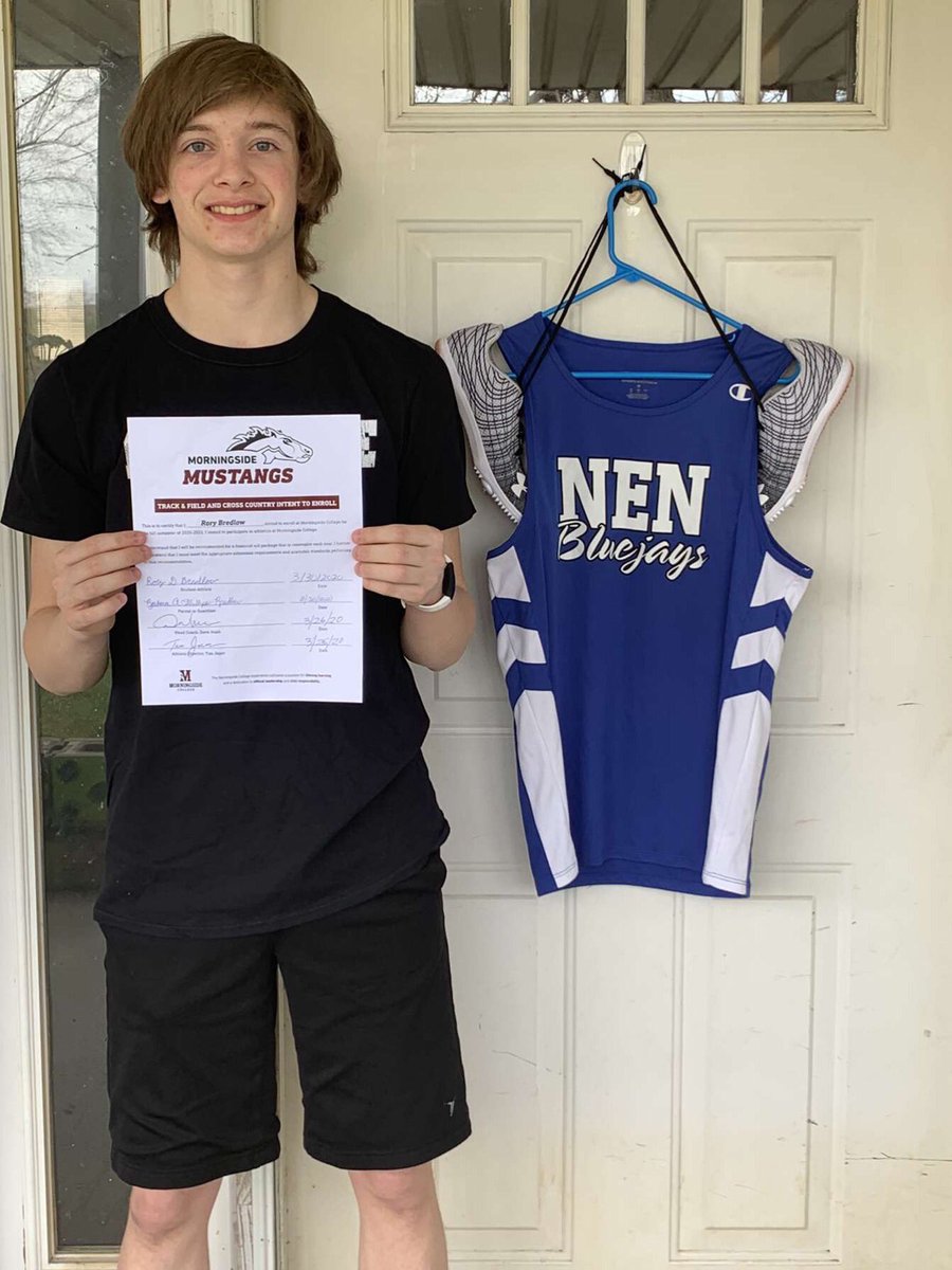 BarbBredlow's tweet photo. I’m so proud of this guy! He started his official college track workout routine this week.  #seniorstrong https://t.co/Og0L5kfk3X