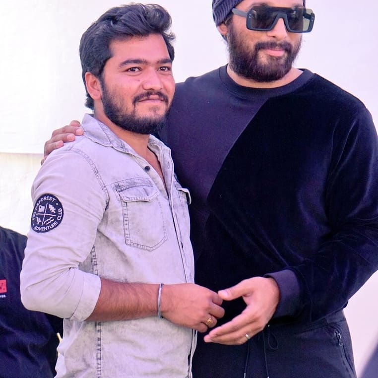 Wish u very Happy Birthday 
Allu Arjun Army _Hybd Leader   