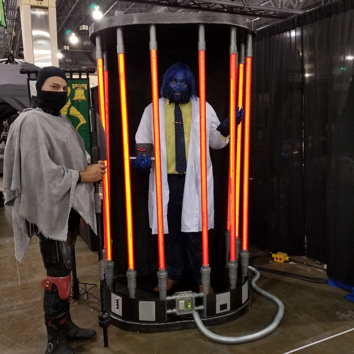 Joebeastmccoy's tweet photo. Caption this...
.
.
#MayThe4thBeWithYou
#marvelmonday #starwars #marvelcomics #keystonecomiccon #bountyhunter #mandalorian #mandalorianmercs #starwarsfan https://t.co/hdTob60Wuk