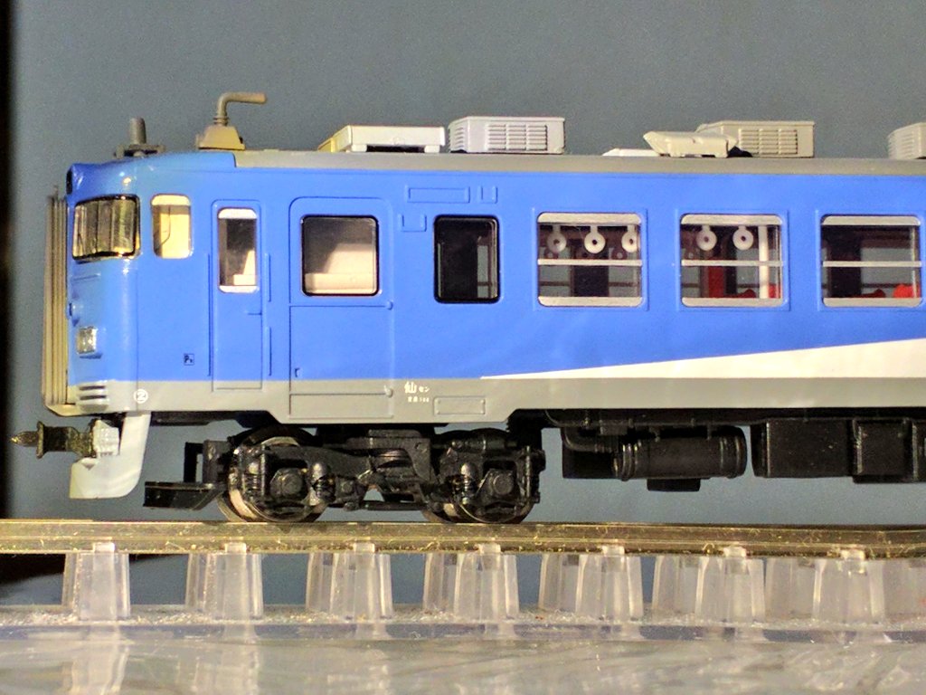 実はこんな模型を買っていました。 マイクロエースの455系仙山線カラー