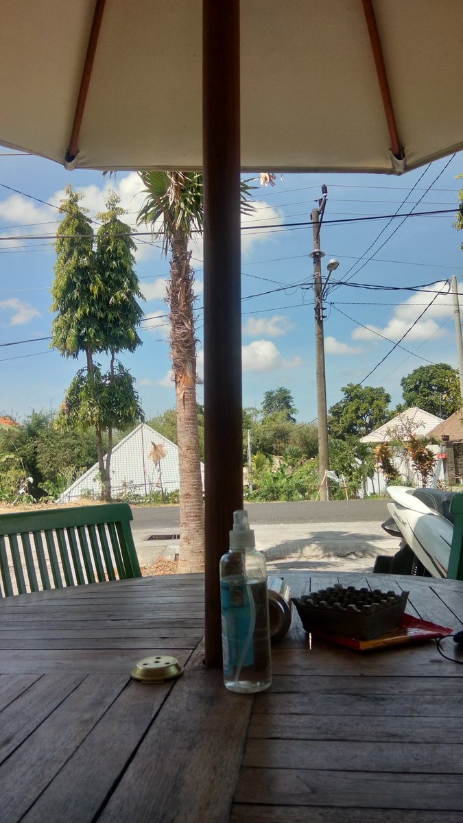 Cuaca hari ini panas tpi sejuk🌿