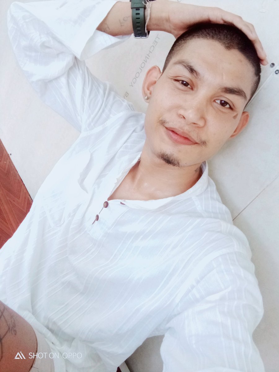 Herry40524070's tweet photo. တိုင္းရင္သားေတြကိုခ်စ္ပါ https://t.co/55X1vzEZAB
