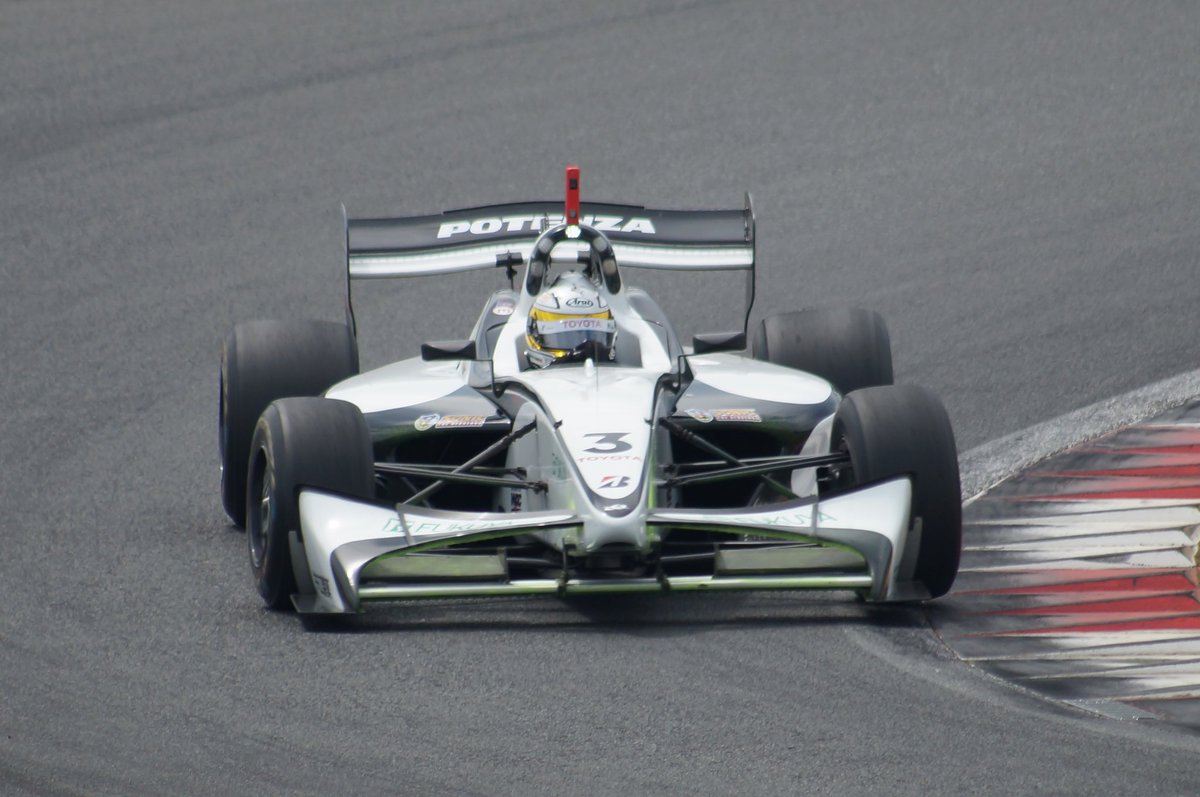 Ikazuchifuji24's tweet photo. ステイホーム期間KONDO Racingの軌跡。2013 SUPER FORMULA part1
#kondoracing #FN09 #superformula #hironobuyasuda 選手 https://t.co/PxWwh5kRPd
