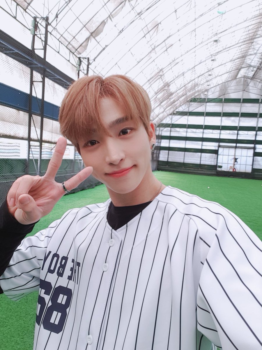 THE BOYZ (더보이즈) tweet media