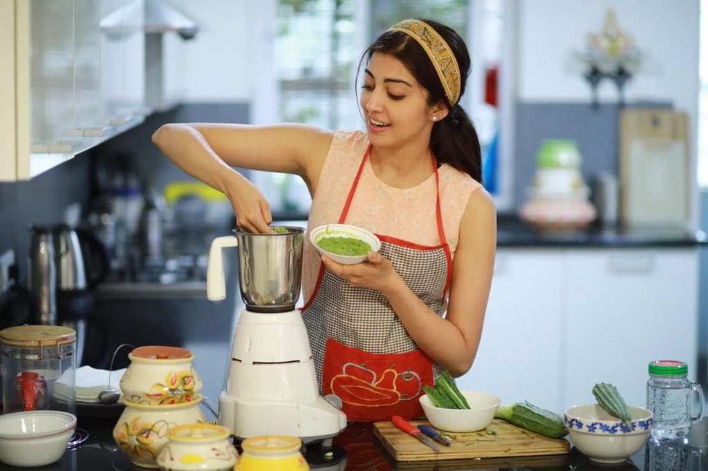 pranitasubhash's tweet photo. Can u guess what I’m making ? 😋 https://t.co/tE8hmyEnxV