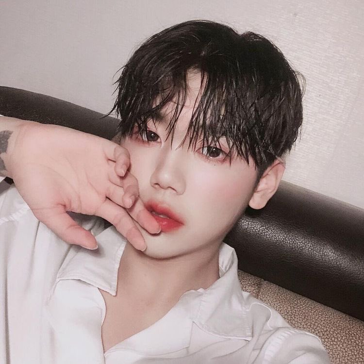 𝕀𝕟𝕘🐶|| tweet media