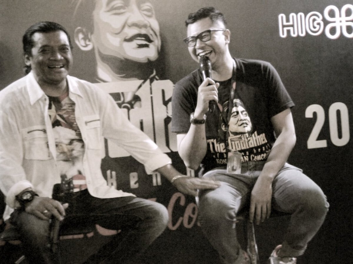 oktoise's tweet photo. Disegani dan dihormati. Terimakasih buat semangatnya, Terimakasih sudah bekerja bareng utk menyajikan pengalaman berbeda dan spektakuler saat itu dengan "Lord Didi Kempot" di event "Konangan Concert". Selamat Jalan Pak Dhe #didikempot #ripdidikempot #sobatambyarberduka https://t.co/HWT2eIzNuT