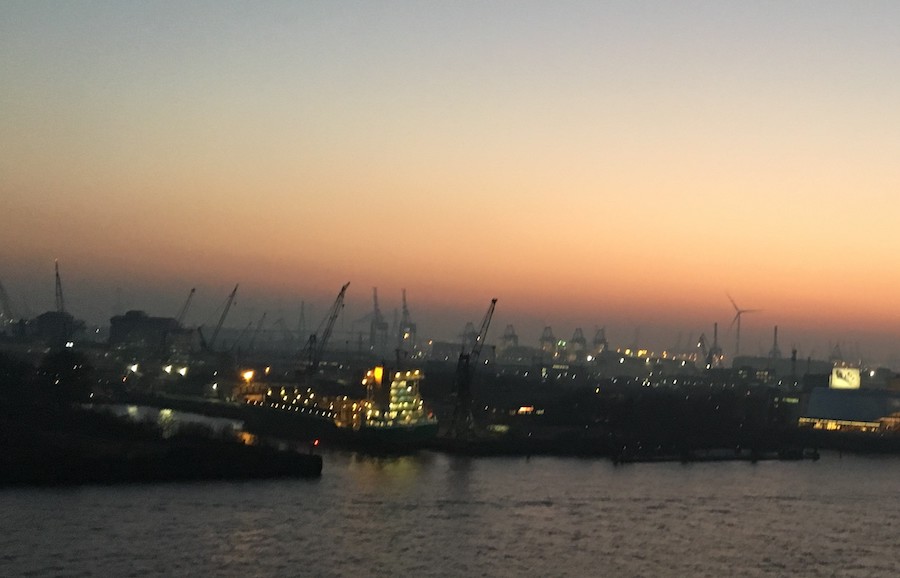 Splash_247's tweet photo. Why maritime digitalisation is paramount for tomorrow’s port calls https://t.co/kqVaKu4IsW https://t.co/Q1IGKsVnwx