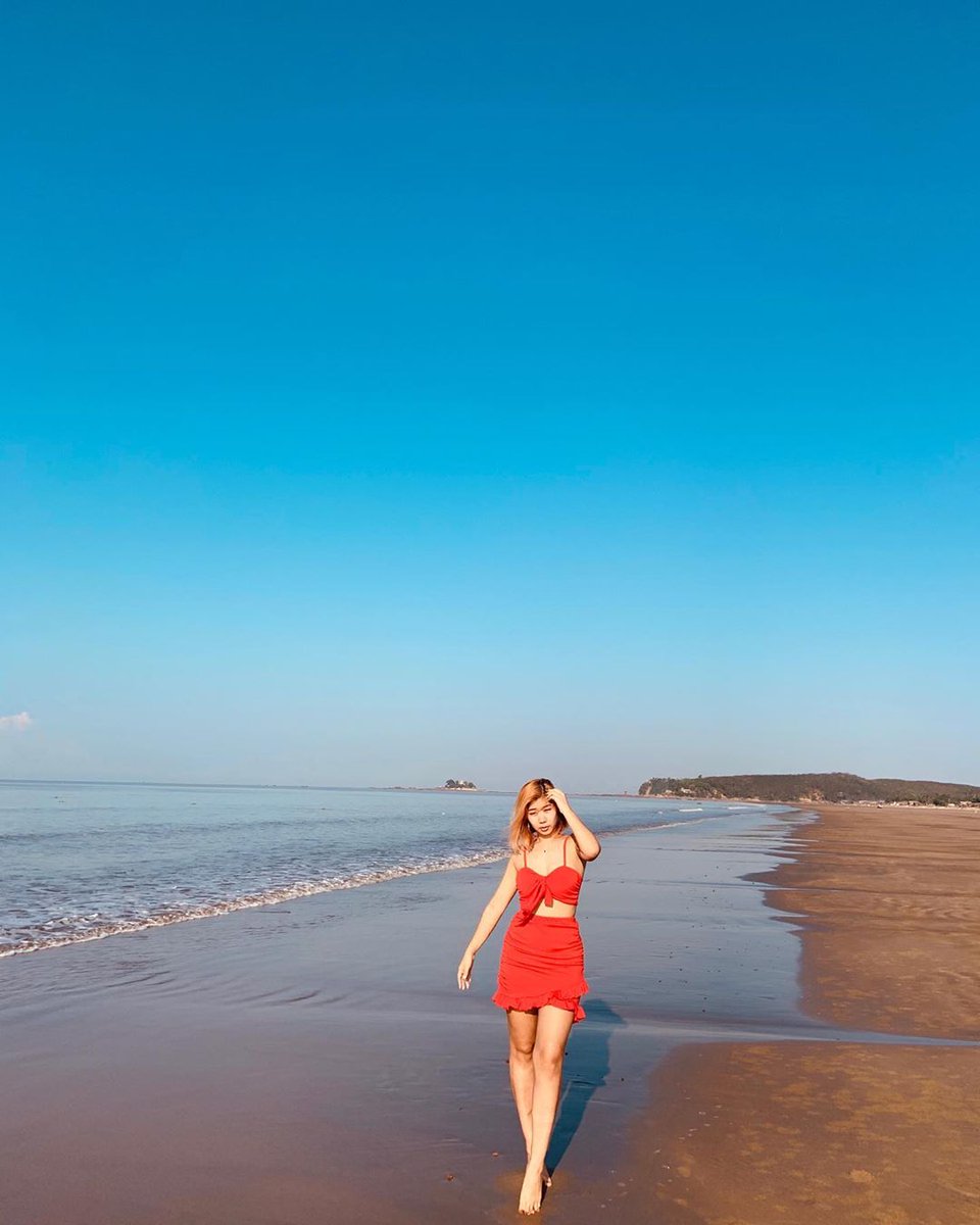 VisitMyanmar_MM's tweet photo. Online tour to the Beach of Mon State 🙋🏻
SETSE BEACH
Setse beach is a wide brown sand beach where tourists can enjoy the sea.
thanks for your photo @khinny_me0w
More: https://t.co/JDzXEKojaX
#MyanmarBeEnchanted #StayHomeWithMyanmar #StaySafe #TravelTomorrow #Setse https://t.co/IdjUCffpHE