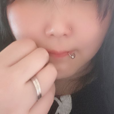 鼻ピアス Twitter Search Twitter