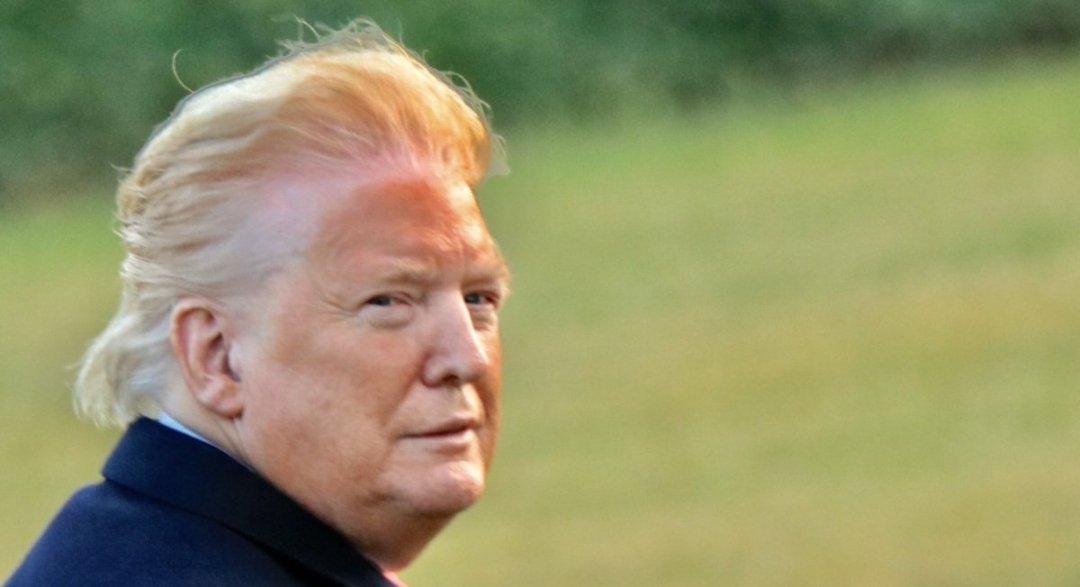 JulieDanelle777's tweet photo. @realDonaldTrump Being called Moonface is no where near as bad as being called Tupperware Spaghetti Stain Face... https://t.co/iIPJRh4LvB