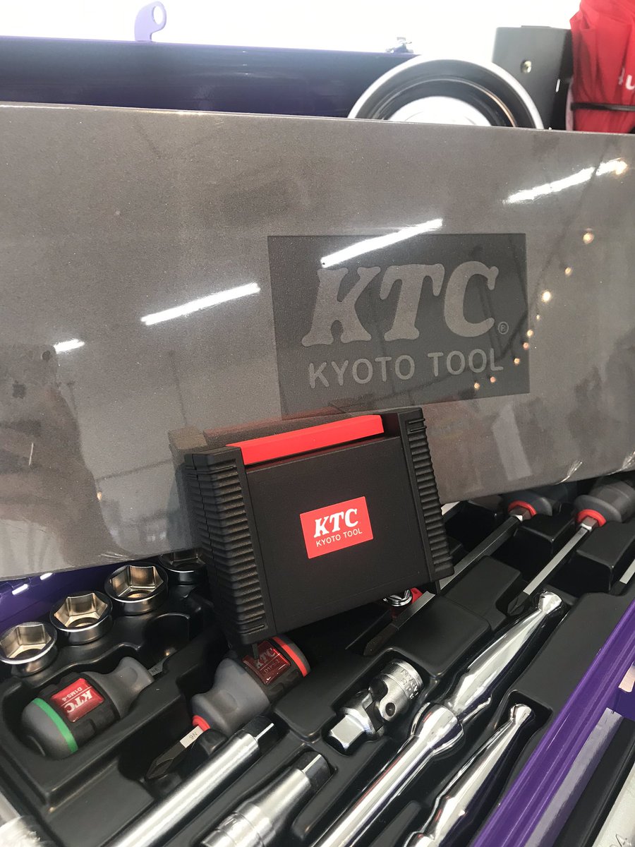 ファクトリーギア仙台店 ラスト1台工具セット Ktcの工具セットセールも4月日で終わりましたが 仕入れた分を価格据え置きで販売できますので ご検討の方はご連絡下さい 定価の61 Offの49 800円です ファクトリーギア Gwも通常影響 T