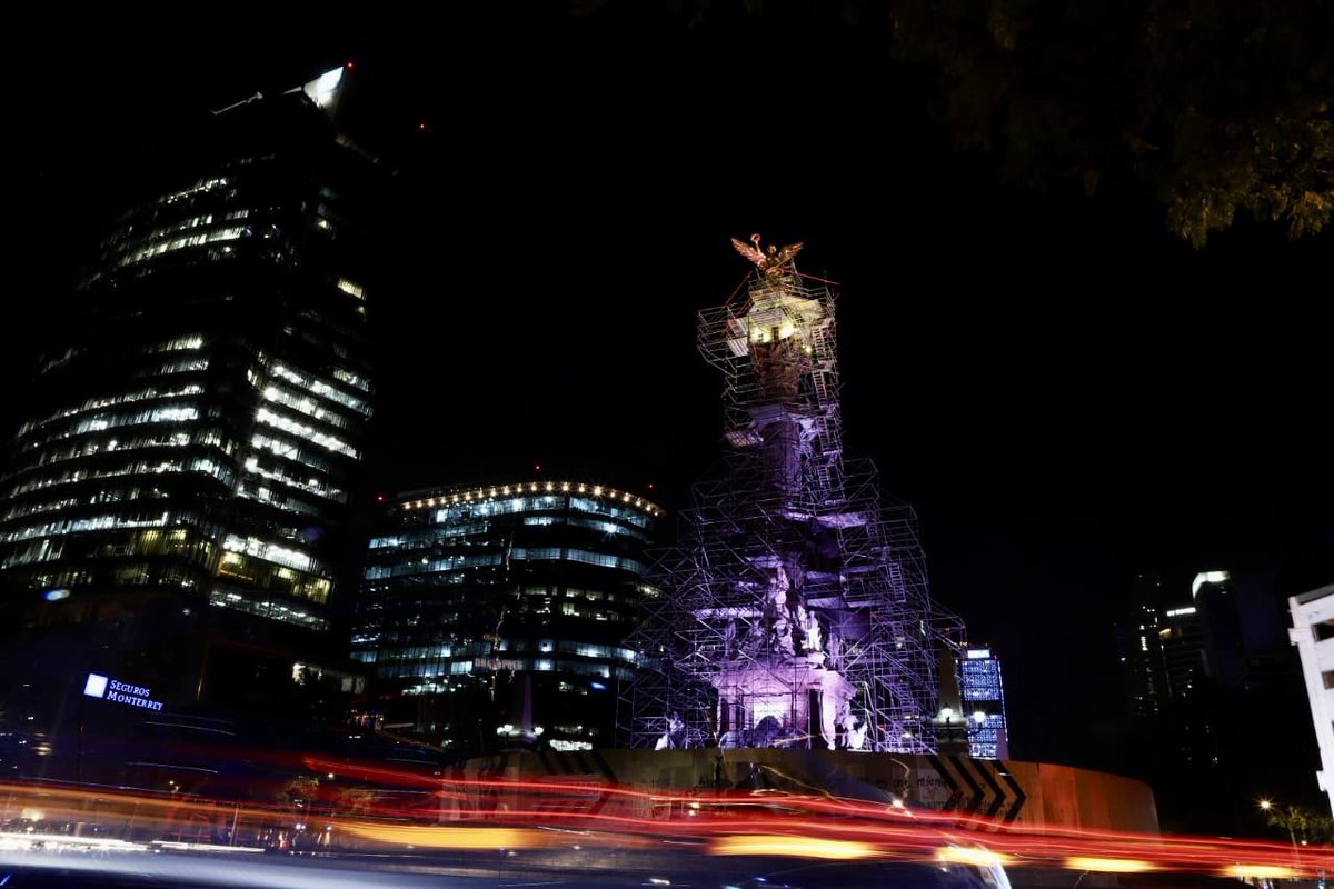 dal0ck's tweet image. Beauty? This is Mexico City