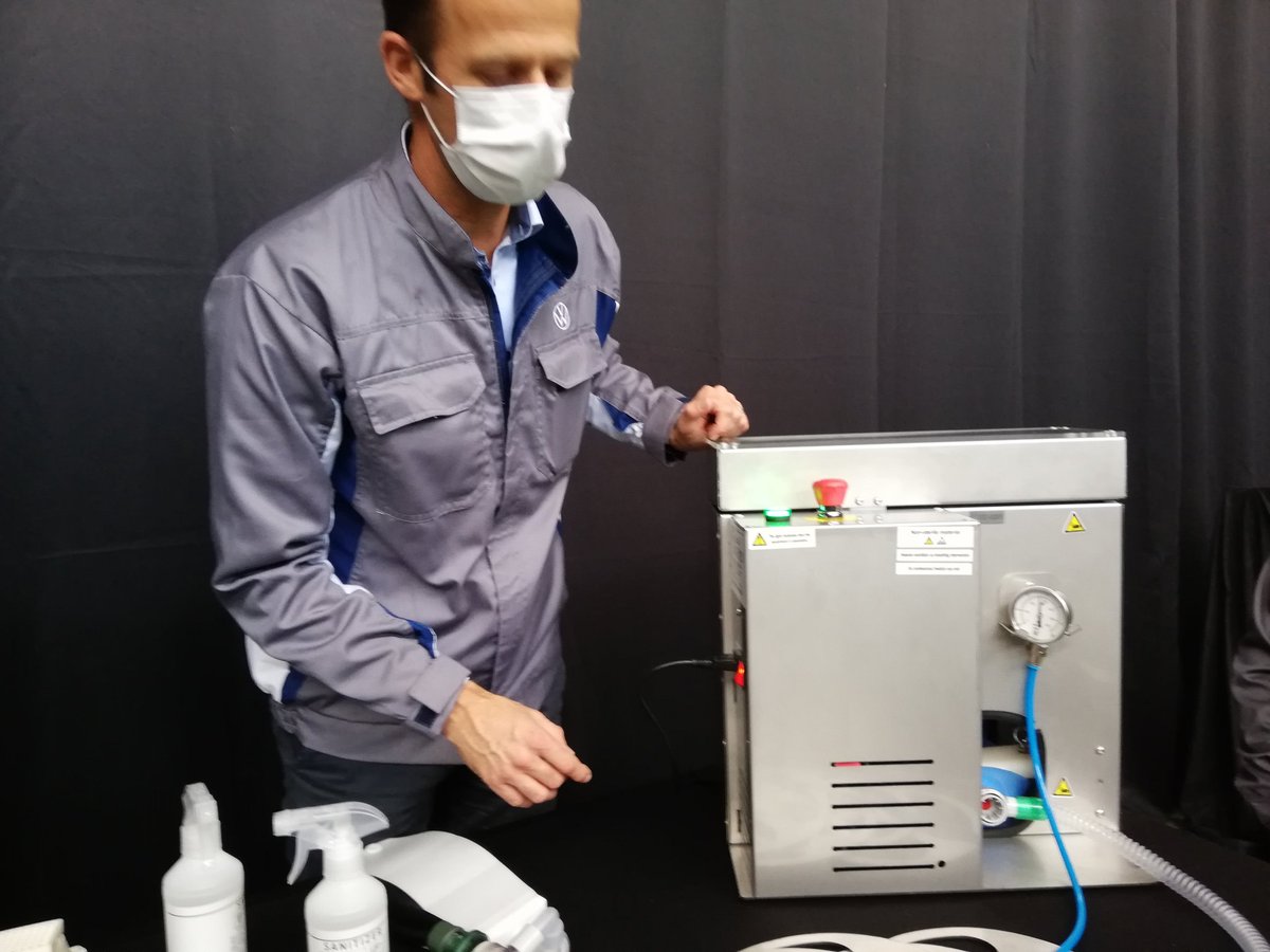 HeraldNMB's tweet photo. VWSA head of  engineering Dr Joost Kessels says the ventilator was built at the Uitenhage plant and they can build about 1000 a day. He says they use a Polo Vivo wiper motor to drive the machine #Covid19SA https://t.co/SKtciwJPU2
