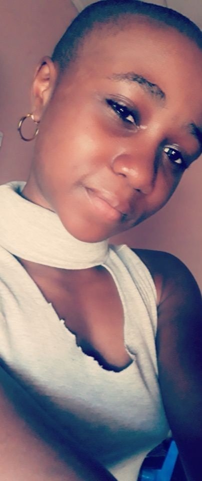 RolexZoa's tweet photo. Avoir des cour cheveux ne fait pas de toi une personne differente https://t.co/b7jKY9fLOe
