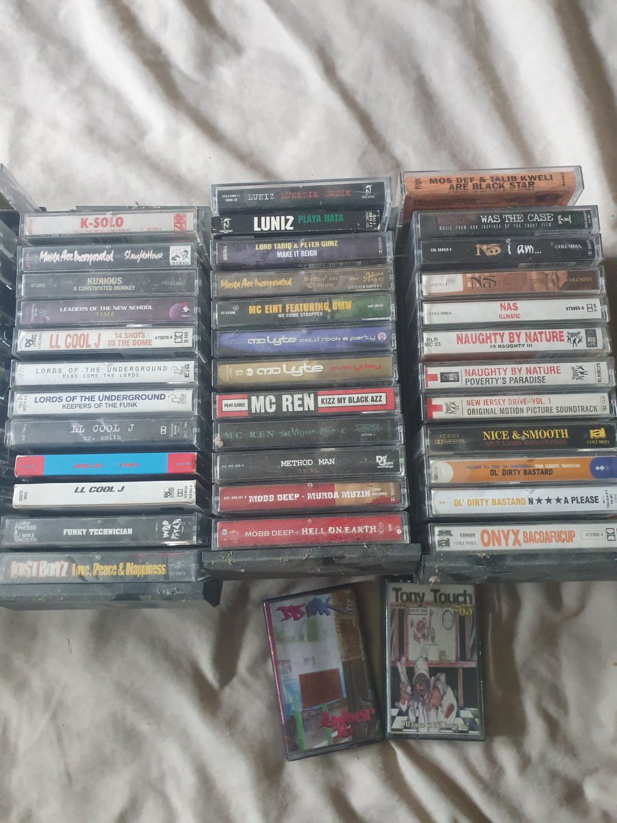 mafmatik's tweet photo. A bit of free time so got these down from the loft to blast on the tape decks.Just a few classics in here @DelSoulcondor @EternalB @Mister_Mint #hiphophead 👊🏻 https://t.co/gqenvMHg6i