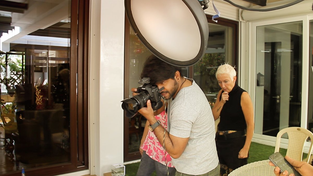 ChandFilmmaker's tweet photo. #Pictureden #Throwback #luxuryPrintShoot #EditorialPhotography
https://t.co/ULH4Xaj6Aa
Buzz +91 9121151617
#fashionphotography #boutiqueshoot #Lookbook #catalogueshoot #bridalshoot #portfolioshoot #profileshoot #magzinecovers #calendershoot
#outdooradvertising #printmediashoot https://t.co/0ZX5yIVN3x