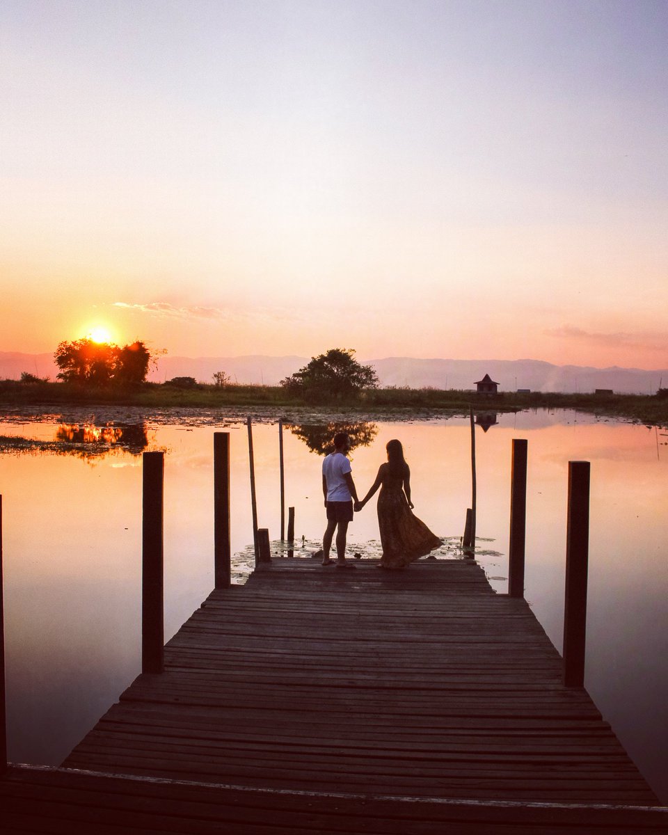 Serenity_Inle's tweet photo. "After the rain🌧️, the sun🌤️will reappear. There is life. After the pain, the joy will still be here." 
(~Walt Disney~) 💗

#covidkindness #inthistogether
.
.
📸: @sofiaferreirinho
.
.
#tillwemeetagain #stayhomesavelife #staypositive💯 #myanmar🇲🇲 #nostalgic #postcovid #inlelake https://t.co/Dq8PcYhafX