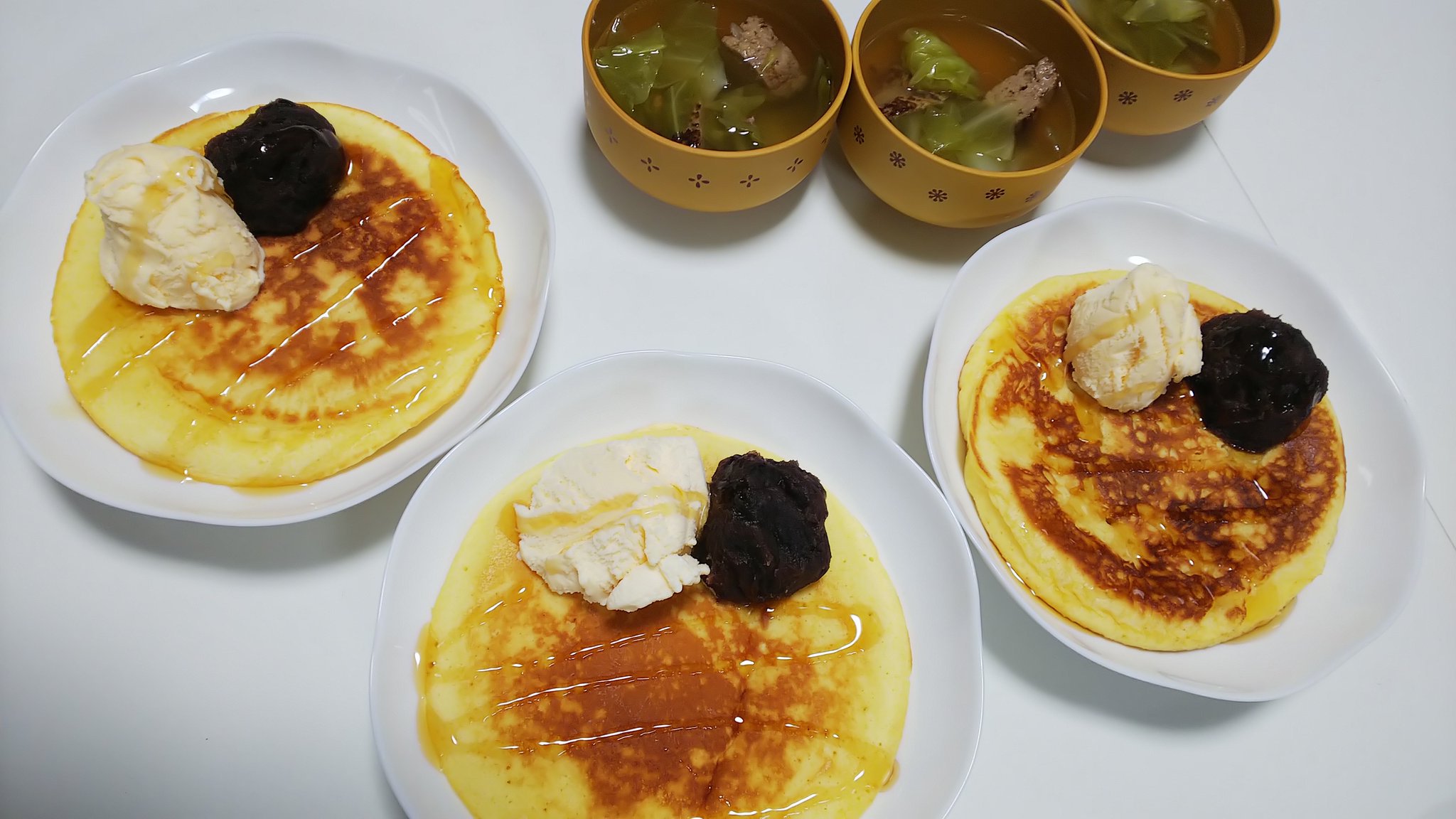 りおん かわいい おちびちゃんからホットケーキミックスを頂いていたので アイスとつぶあんものせて 笑 売り切れたりしている ホットケーキミックスで贅沢 ありがとう 美味しいです しあわせ T Co Lqet6j7wdr Twitter